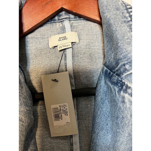 NWT River Island Girls 11-12 years Denim Jacket heart shaped button women's XS - Picture 3 of 8